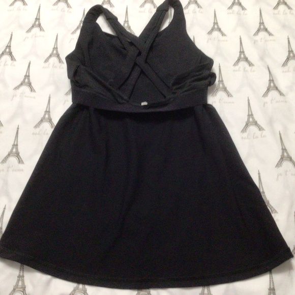 Lululemon Stash N Run Tank  Sz 6 Medium Support For B/C Cup Black - Picture 8 of 11